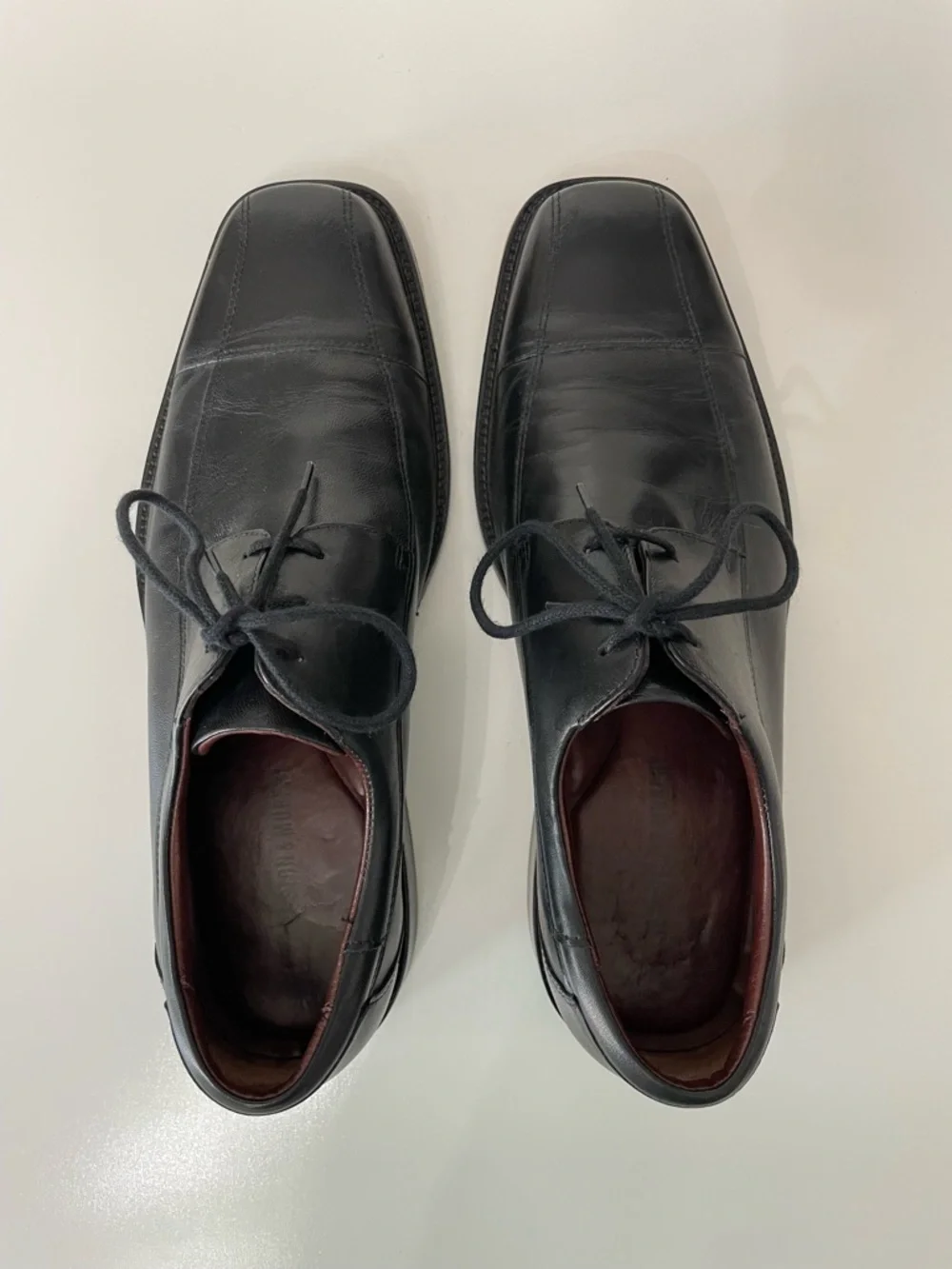Johnston & Murphy classic black